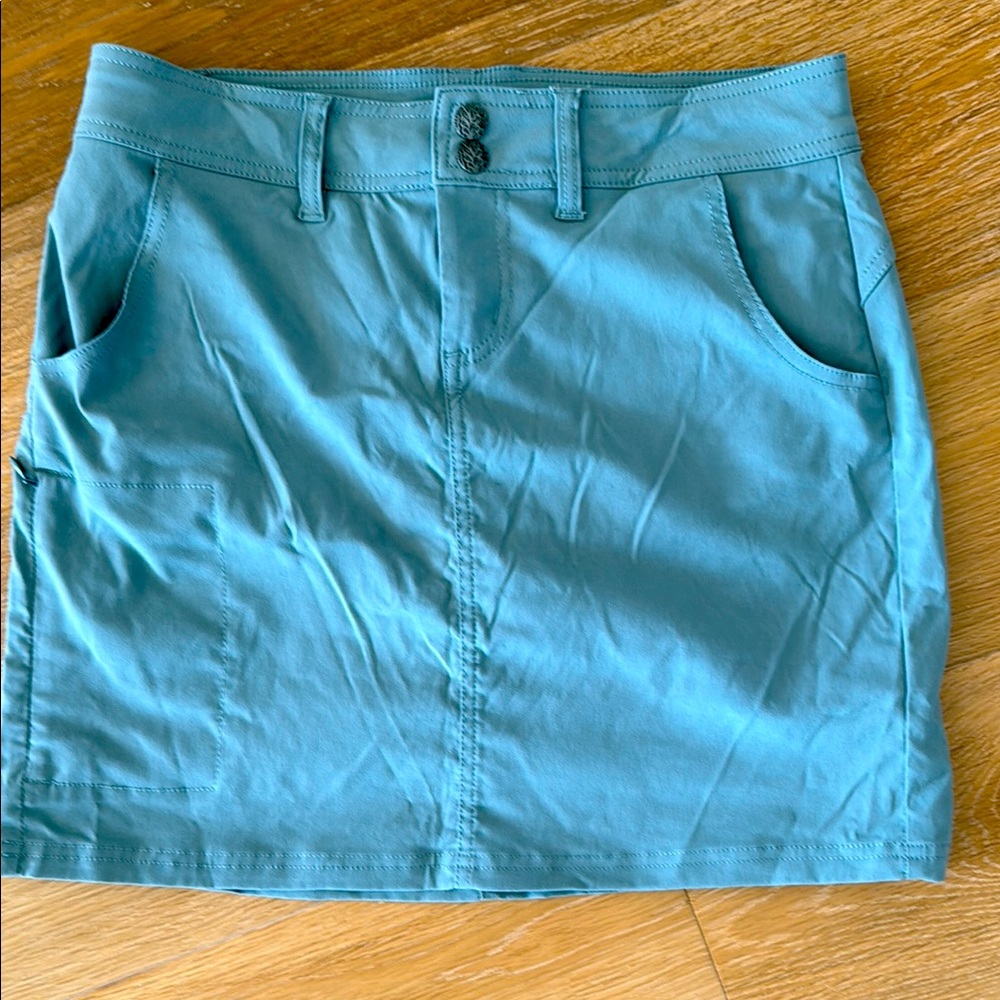 🥰Prana skort. Teal color. Size 6